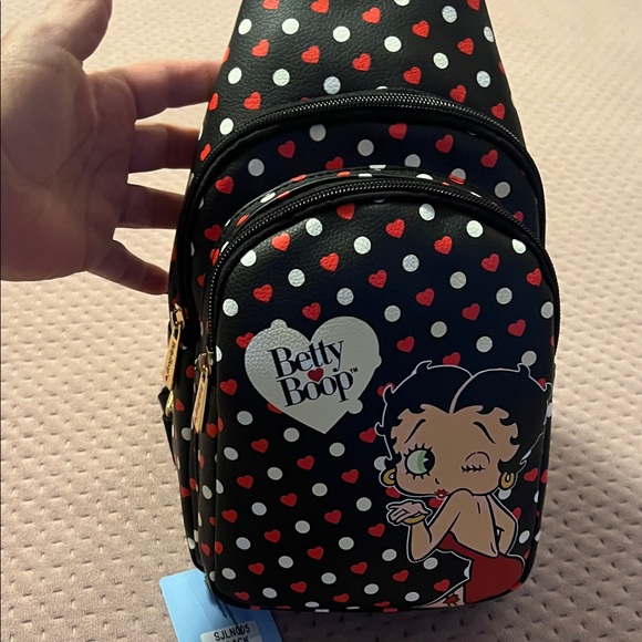 Betty Boop Black and Red Heart Sling Bag - Picture 2 of 7